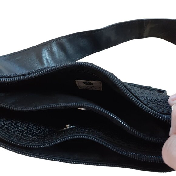 The Sak Crochet Knit Black Leather Purse Crossbody Hippie Hobo Chic Boho - Picture 4 of 6